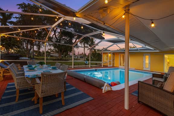 Villa Tropical Calusa, Cape Coral