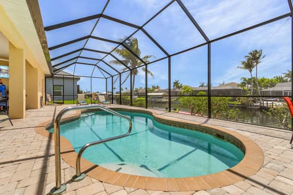 Villa Happy Hour, Cape Coral