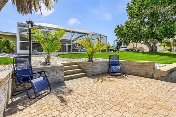 Barefeet Retreat, Cape Coral
