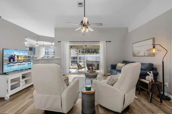 Chateau Relaxo, Cape Coral