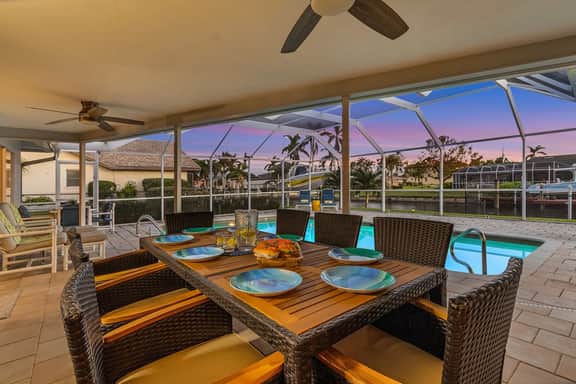 Villa Paws in Paradise, Cape Coral