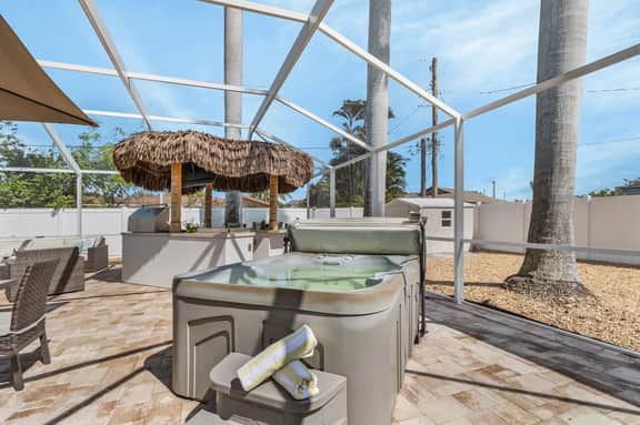 Sea Breeze Oasis - 1557 Braeburn Road