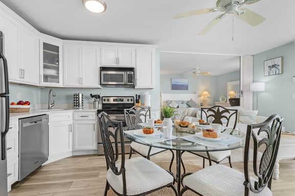 FMB - Condo Seventh Heaven - 7360 Estero Blvd - Unit #705C