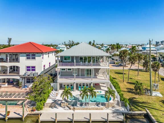 FMB - Summer Wind - 209 Virginia Ave