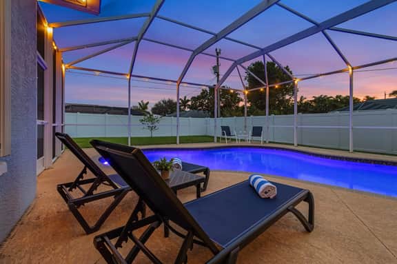 Paradise on 8th, Cape Coral