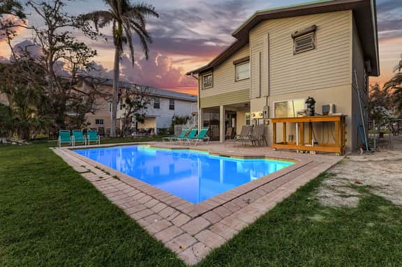 FMB - Villa Palmetto - 5396 Palmetto St, Ft. Myers Beach