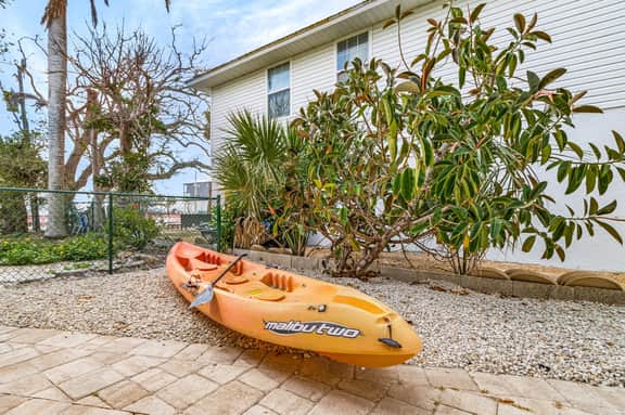FMB - Villa Palmetto - 5396 Palmetto St, Ft. Myers Beach