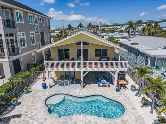 FMB - Primo Getaway - 266 Primo Dr, Ft Myers Beach