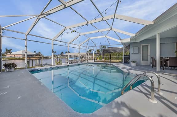 Sunshine Getaway, Cape Coral