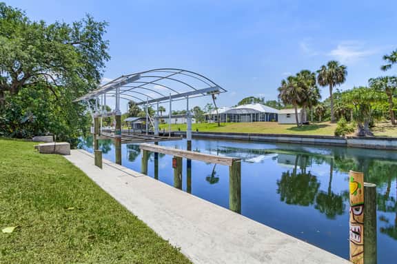 The Salty Palm, Port Charlotte