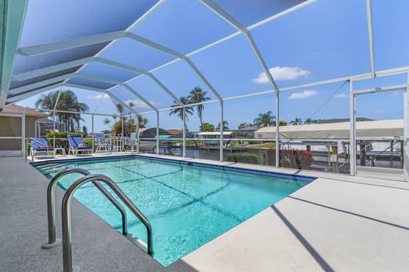Villa Canal Breeze, Cape Coral