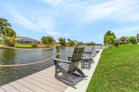Tropical Oasis, Cape Coral