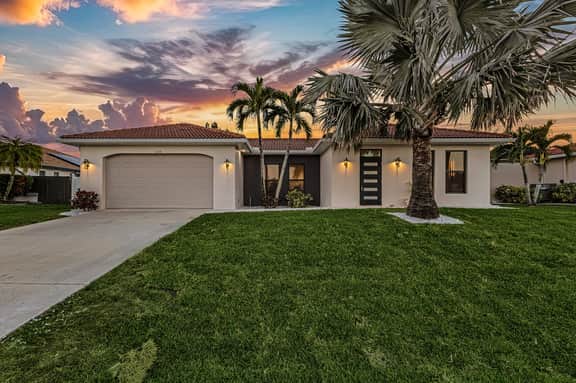 Villa Cabana, Cape Coral