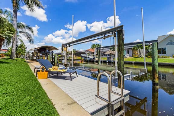 The Coral Dockhouse, Cape Coral