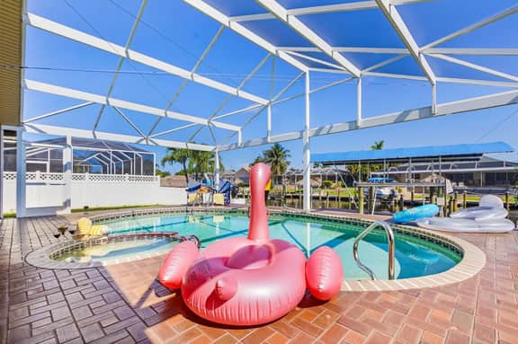 Captain Jack's Landing, Cape Coral