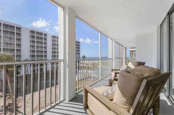FMB - Condo A Wave From It All - 7146 Estero Blvd #416