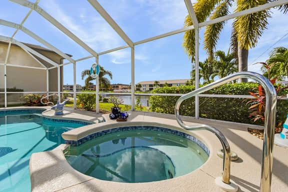 Paradise on the Canal, Cape Coral