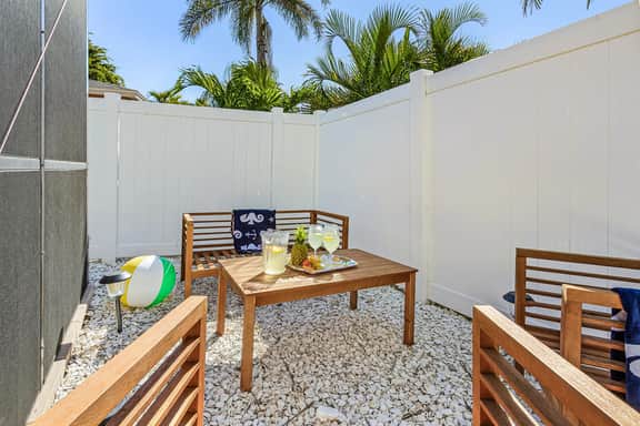 FMB - Sandy Toes Cottage - 130 Coconut Dr