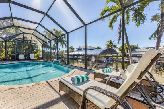 Coral Villa Getaway, Cape Coral