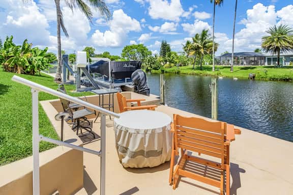 Pineapple Princess, Cape Coral - Image 2