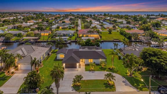 Salty Serenity, Cape Coral - Image 4