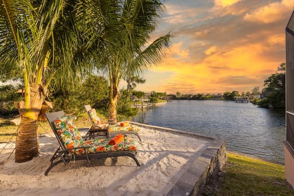 Villa Key Largo, Cape Coral