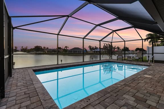 Villa Chillax N' Sunsets, Cape Coral