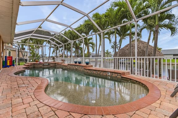 American Dream, Cape Coral
