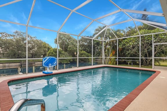 Villa Off Course, Cape Coral