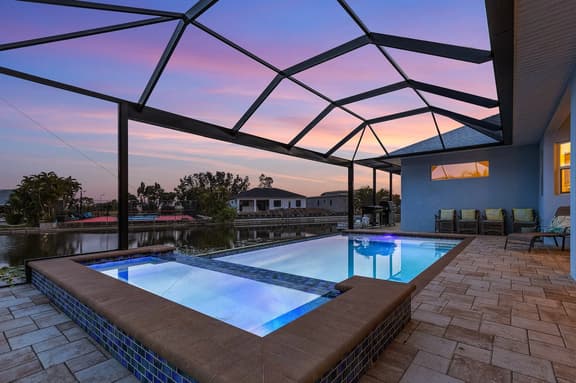 Villa Siren Calling, Cape Coral - Image 1