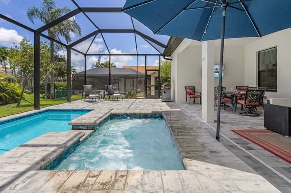 Villa Ocean Breeze Oasis, Cape Coral