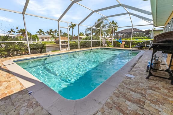Villa Waterside Serenade - 3105 SE 18th Ave, Cape Coral
