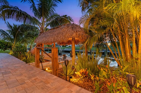 Villa Coastal Cottage, Cape Coral