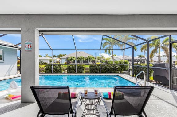 Villa Red Coral, Cape Coral