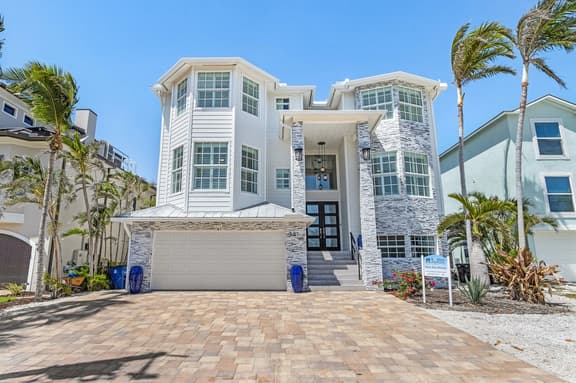 FMB - Back Bay Beauty - 381 Seminole Way
