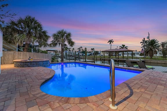 FMB - Sunkissed Cottage - 250 Ohio Ave