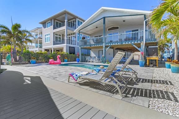 FMB - Primo Getaway - 266 Primo Dr, Ft Myers Beach