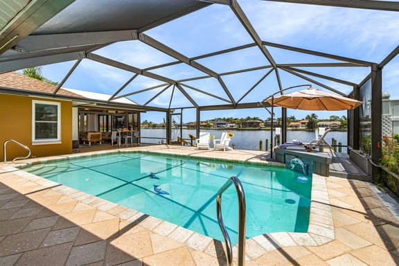 Villa Coastal Bliss, Cape Coral