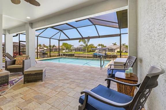 Casa de Palmas, Cape Coral