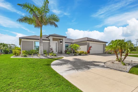 Villa Two Home Haven, Cape Coral