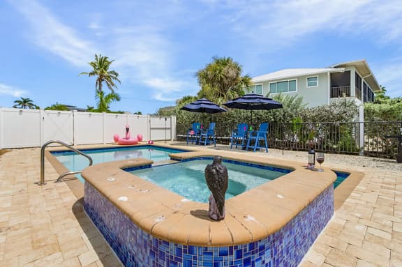 FMB - Blue Peace - 46 Fairview Blvd, Fort Myers Beach