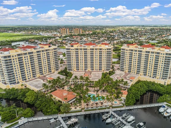 Condo High Tide Hangout, Cape Coral