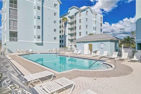 FMB - Condo South End Island Serenity - 6691 estero Blvd #101