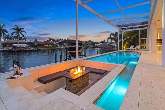 Villa Metropolis, Cape Coral