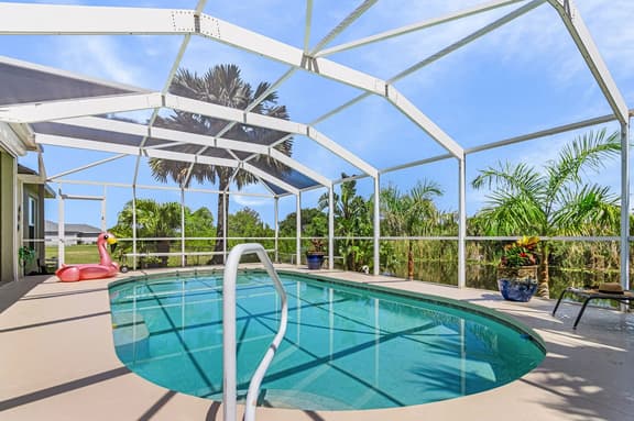 Shadroe Canal Villa, Cape Coral - Image 1