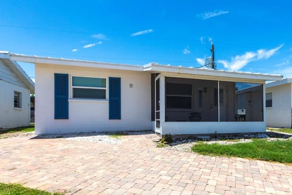 Aloha Kai #7, Siesta Key - Image 1