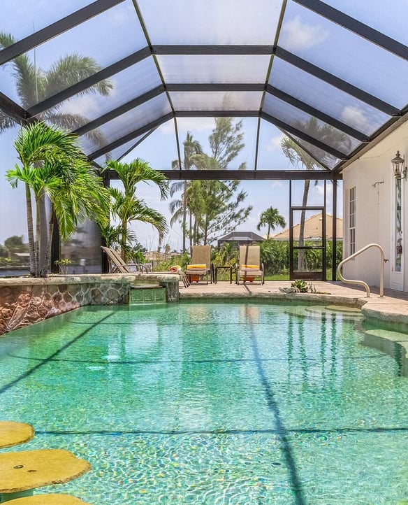 Pool & Spa Villas